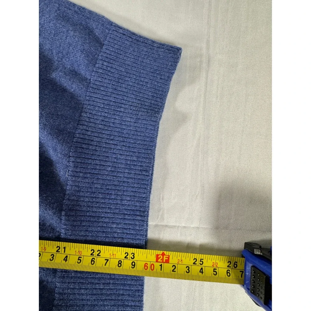 Banana Republic Mens Extra Fine Merino Wool V-Neck Sweater Blue Heather Small